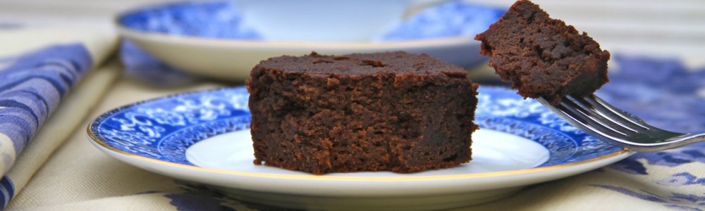 chocolate snack cake - header