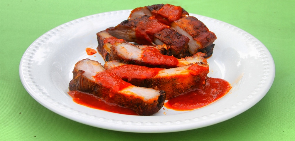 paleo barbecue pork ribs with sauce