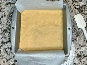 magic bar crust in pan